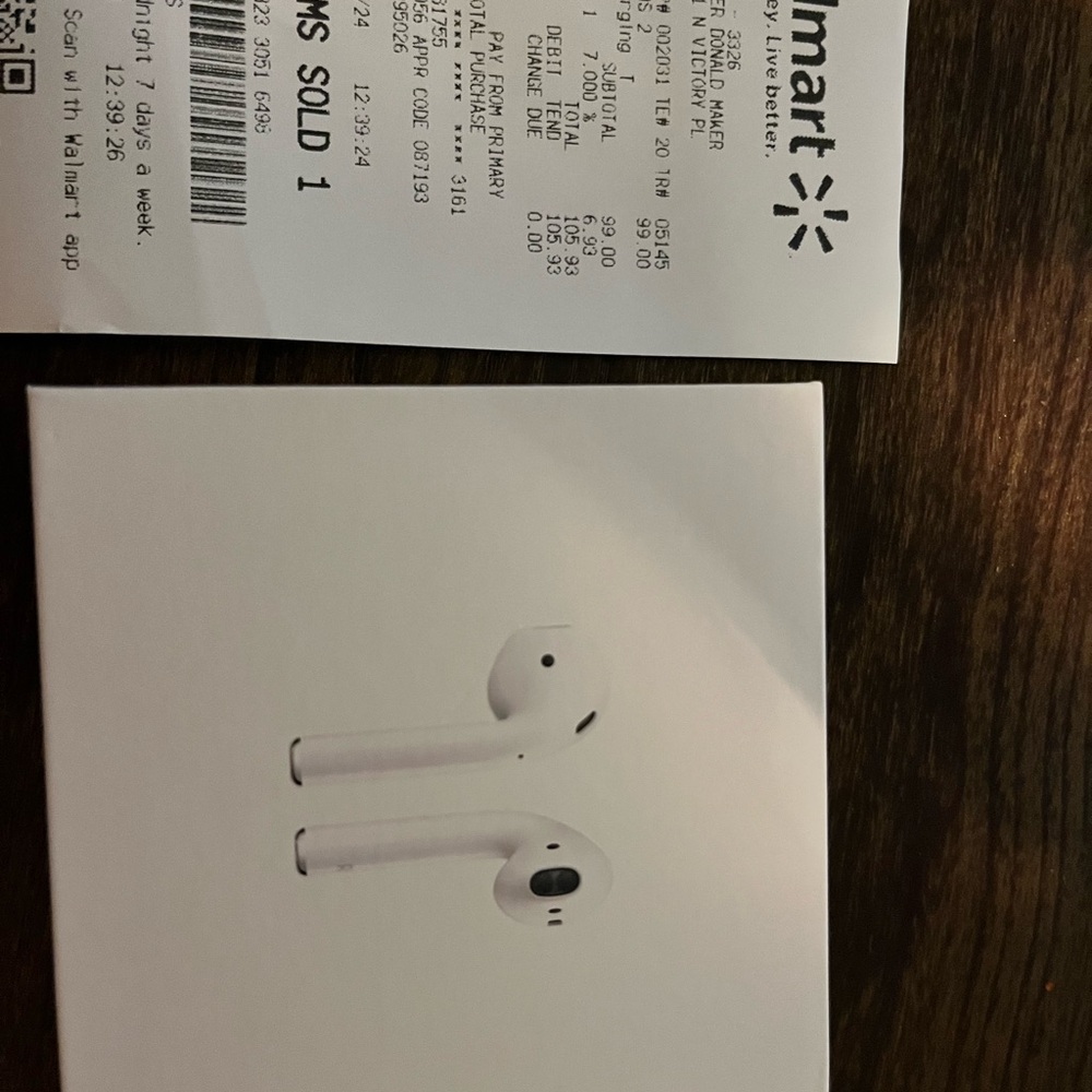 Apple AirPods Wireless Earbuds